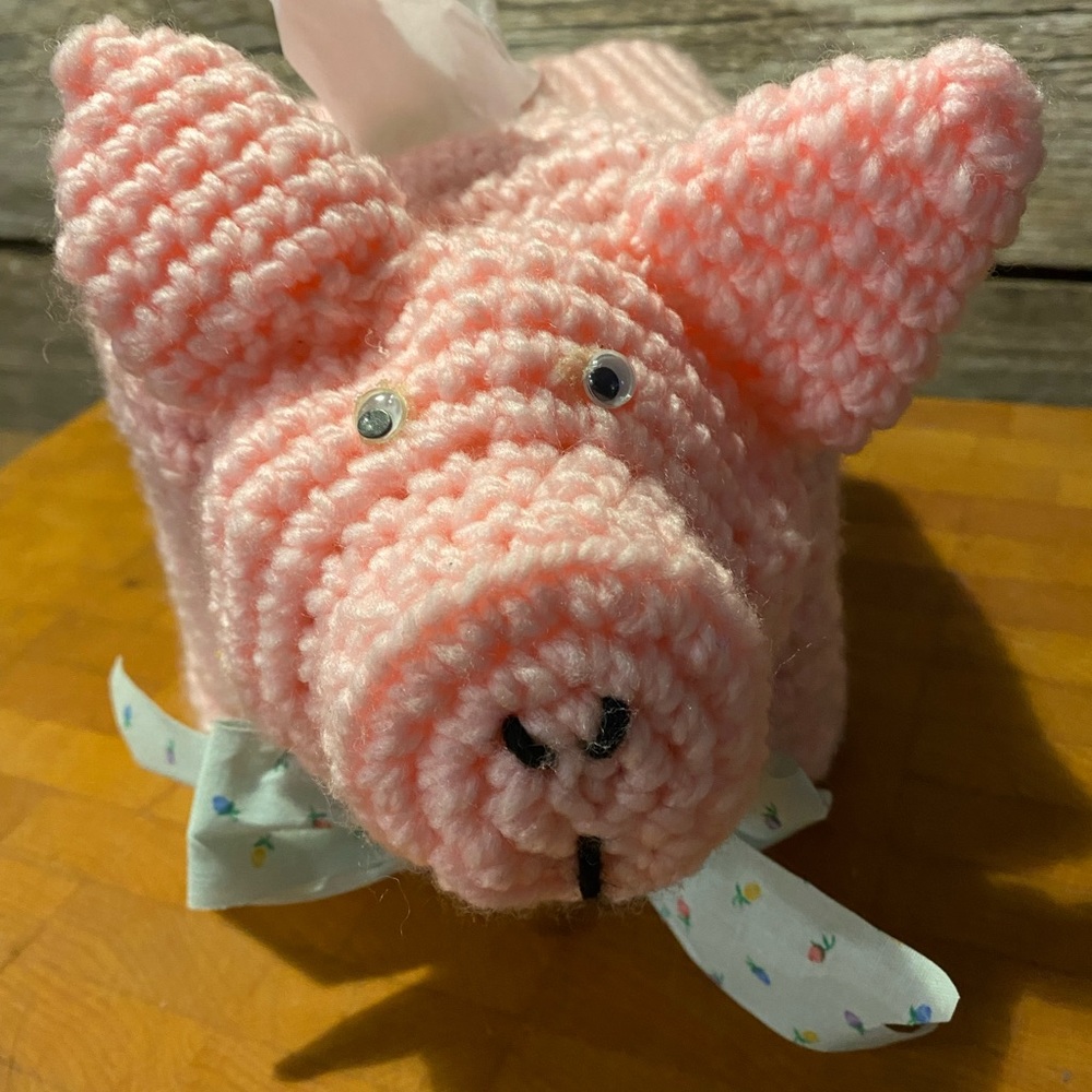 WHO’S BRAVE ENOUGH? - Hand Knitted Little Pink Piggy Kleenex Cozy - NEW